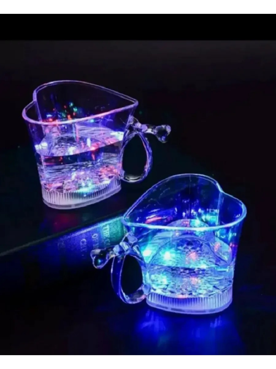 Светящаяся кружка в форме сердца